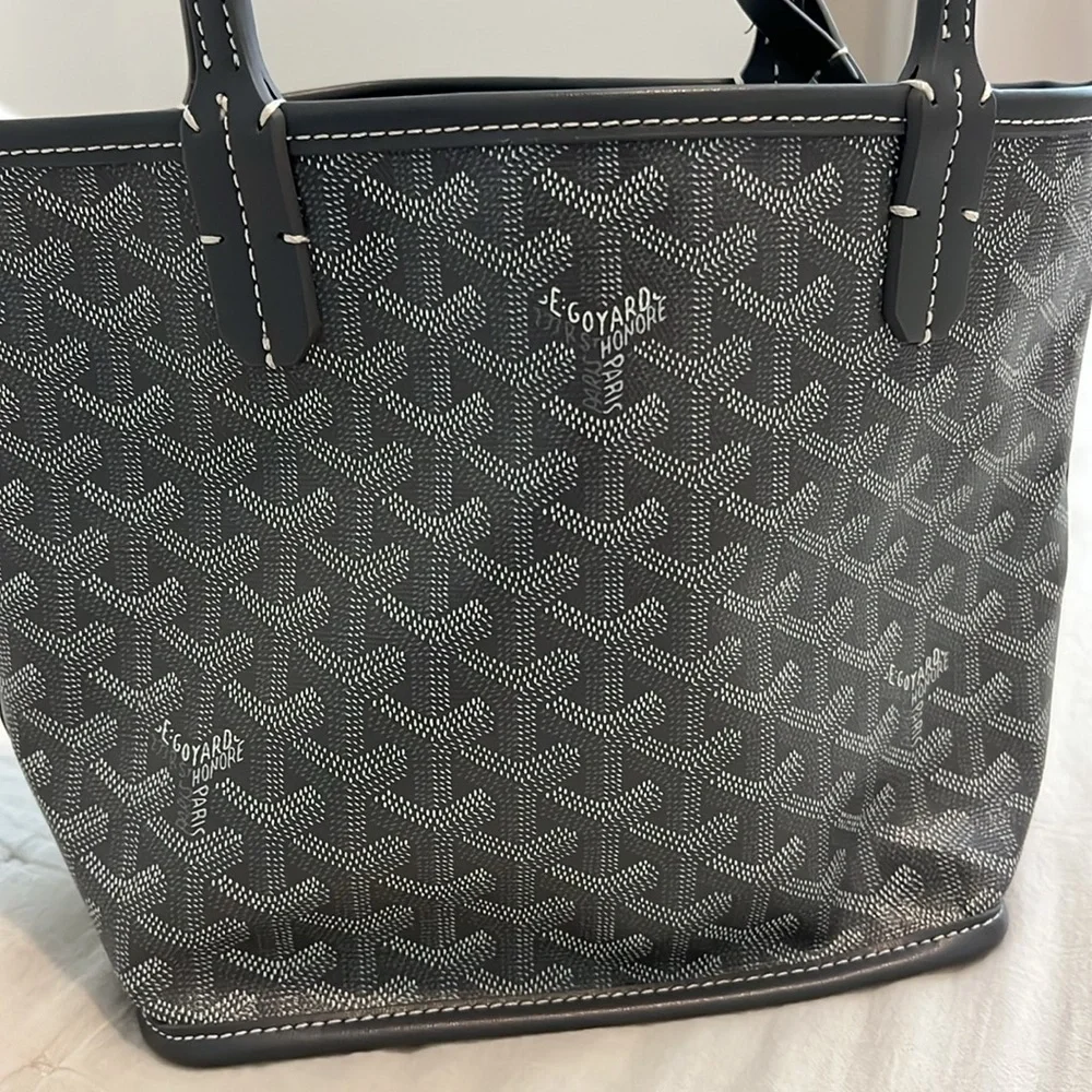 Mini Tote - Picture 3 of 3